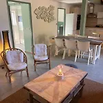 Les Du Pied Mulet Holiday home