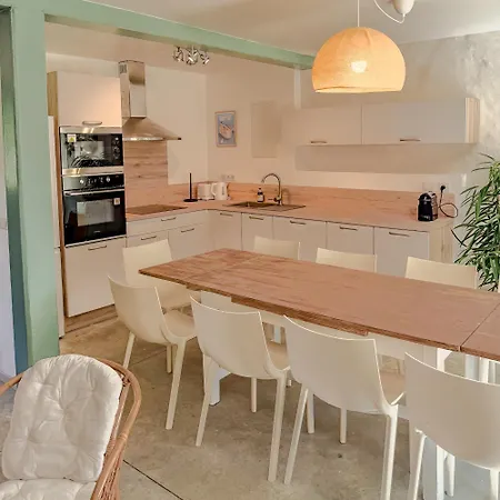 Holiday home Les Du Pied Mulet La-Gripperie-Saint-Symphorien