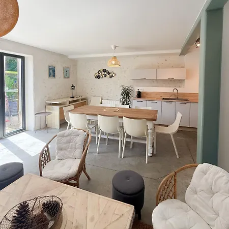 Les Du Pied Mulet * La-Gripperie-Saint-Symphorien